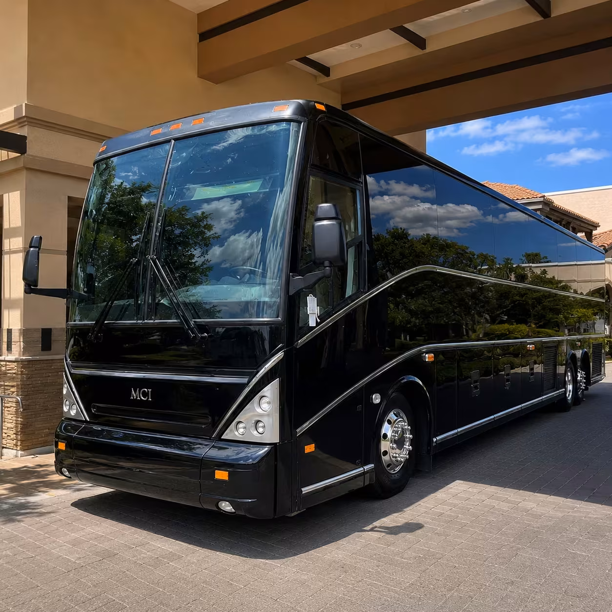 employee shuttle rentals for visalia businesses