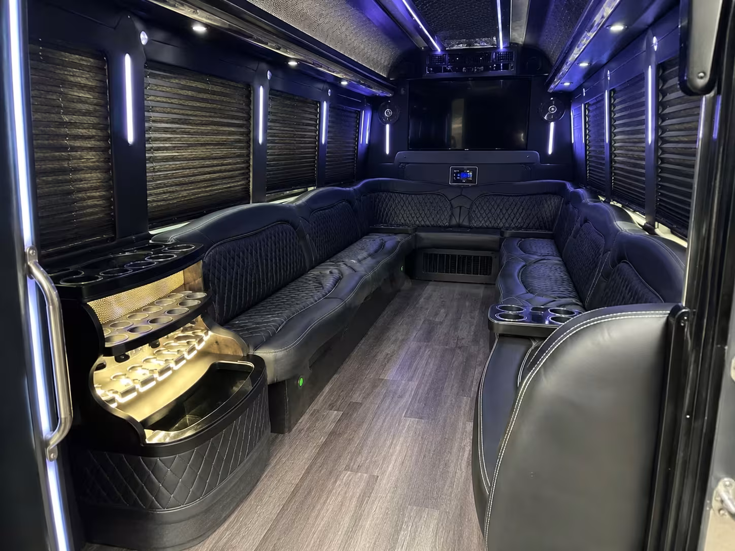 visalia concert brewery and winery tour party buses